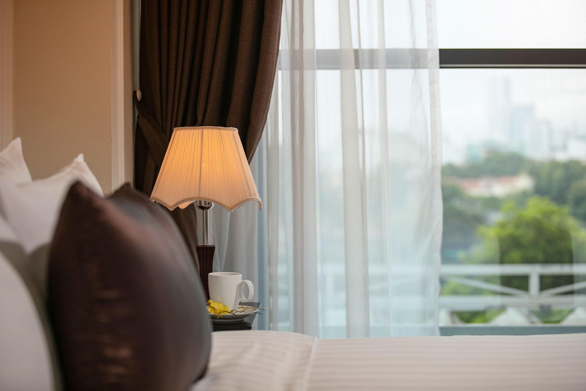 Adonis Hotel Hanoi Bagian luar foto