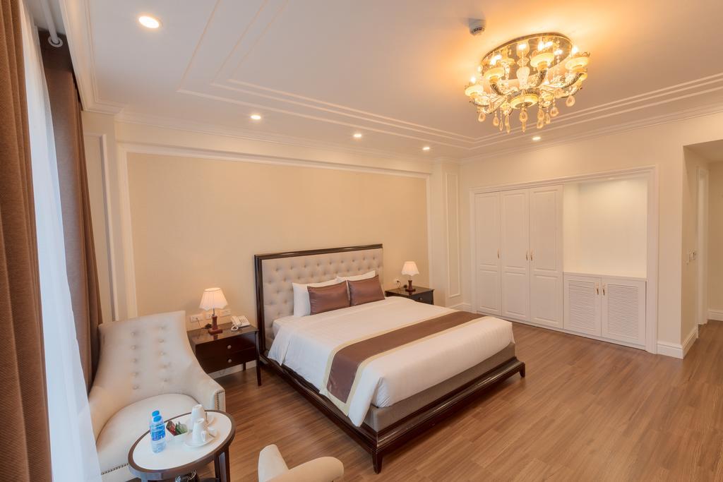 Adonis Hotel Hanoi Bagian luar foto