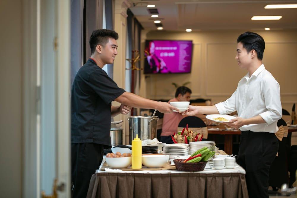 Adonis Hotel Hanoi Bagian luar foto