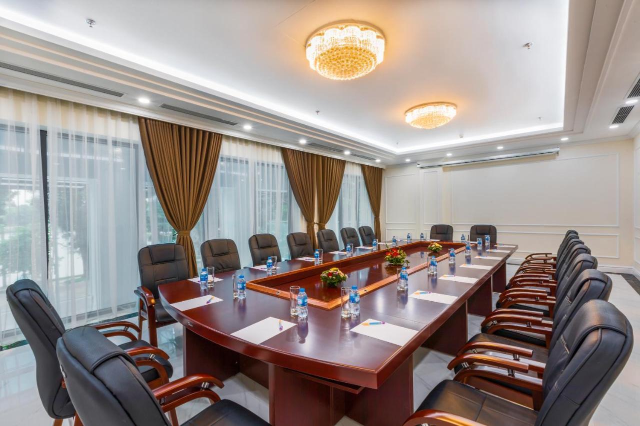 Adonis Hotel Hanoi Bagian luar foto