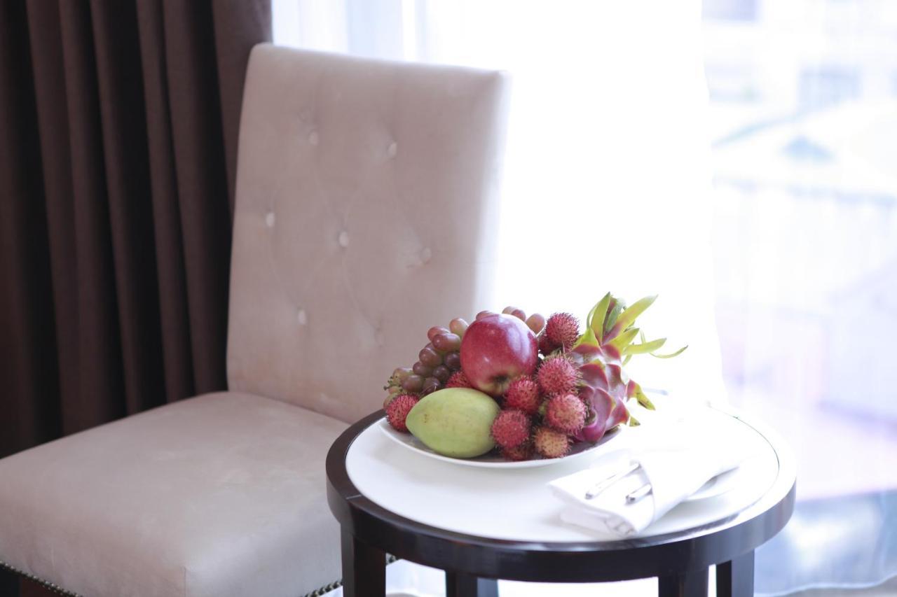 Adonis Hotel Hanoi Bagian luar foto